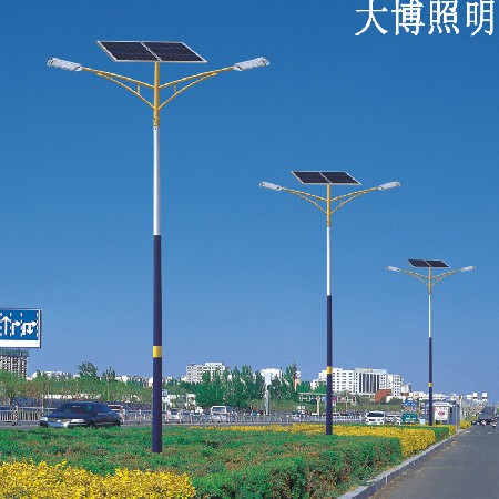 雙臂太陽能路燈戶外亮化工程高光效主干道光伏LED路燈廠家批發